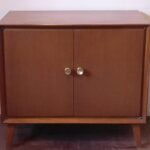 MUEBLE MADERA BAJO