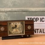 RELOJ ESCRITORIO SIMIL MADERA