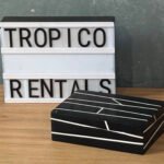 CAJA CERAMICA NEGRO LINEAS BLANCAS