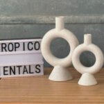 PAR CANDELABRO CERAMICA BLANCA